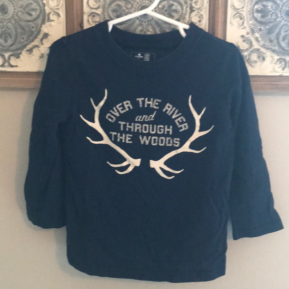 Unisex Gap long-sleeve shirt.